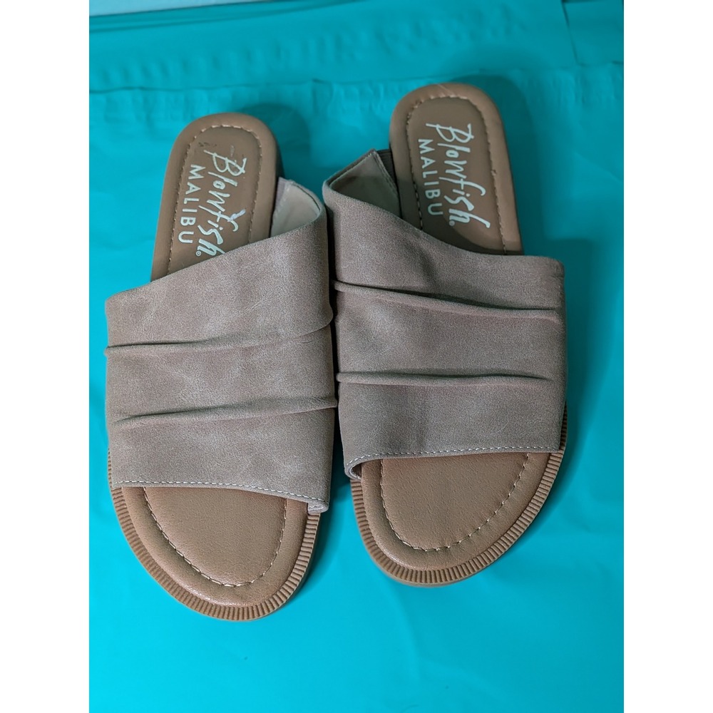 Blowfish Malibu Alan Taupe Pleated Slide Sandals Womens 7.5 M Flat Casual Shoes